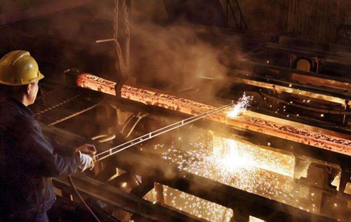 鋼鐵廠煙霧——焊接麻豆视频一区二区